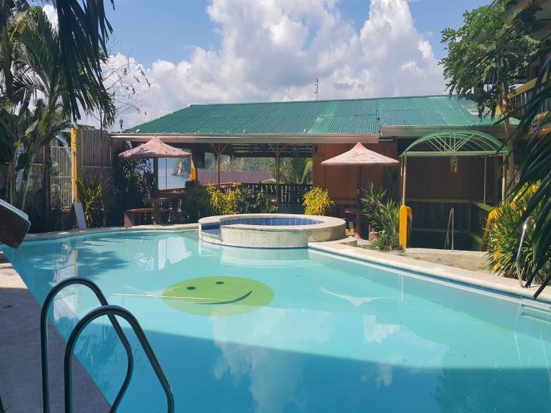 Palangan Bayview Beach Resort Puerto Galera Exterior foto